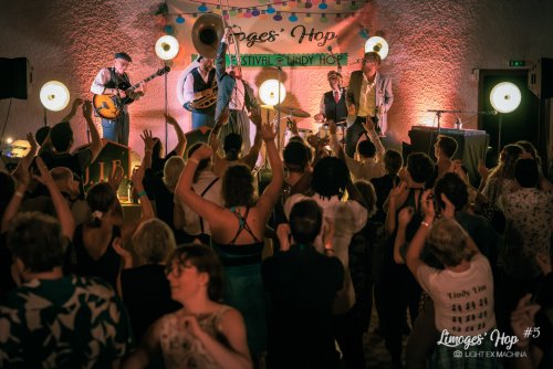 Limoges'Hop #5

Partage libre à des fins non promotionnelles ou commerciales, en créditant l'auteur (@lightexmachina).

© Alexandre - LIGHT EX MACHINA 2023, tous droits réservés.